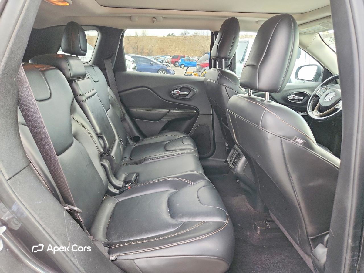 Jeep Cherokee 2016