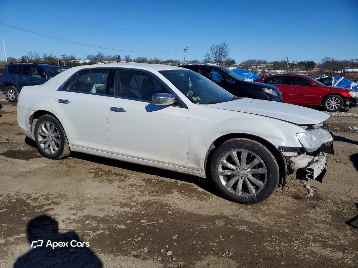 Chrysler 300 2017
