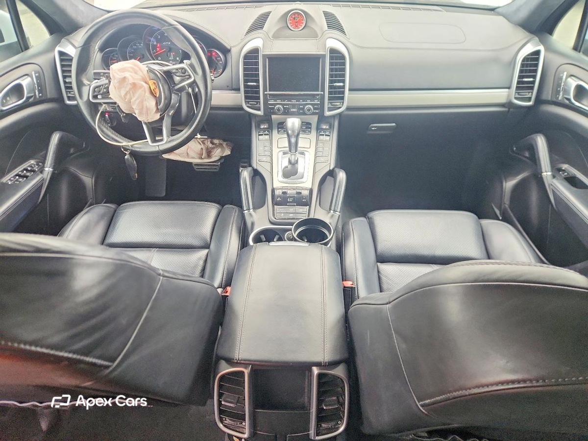 Porsche Cayenne 2016