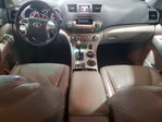 Toyota Highlander 2011
