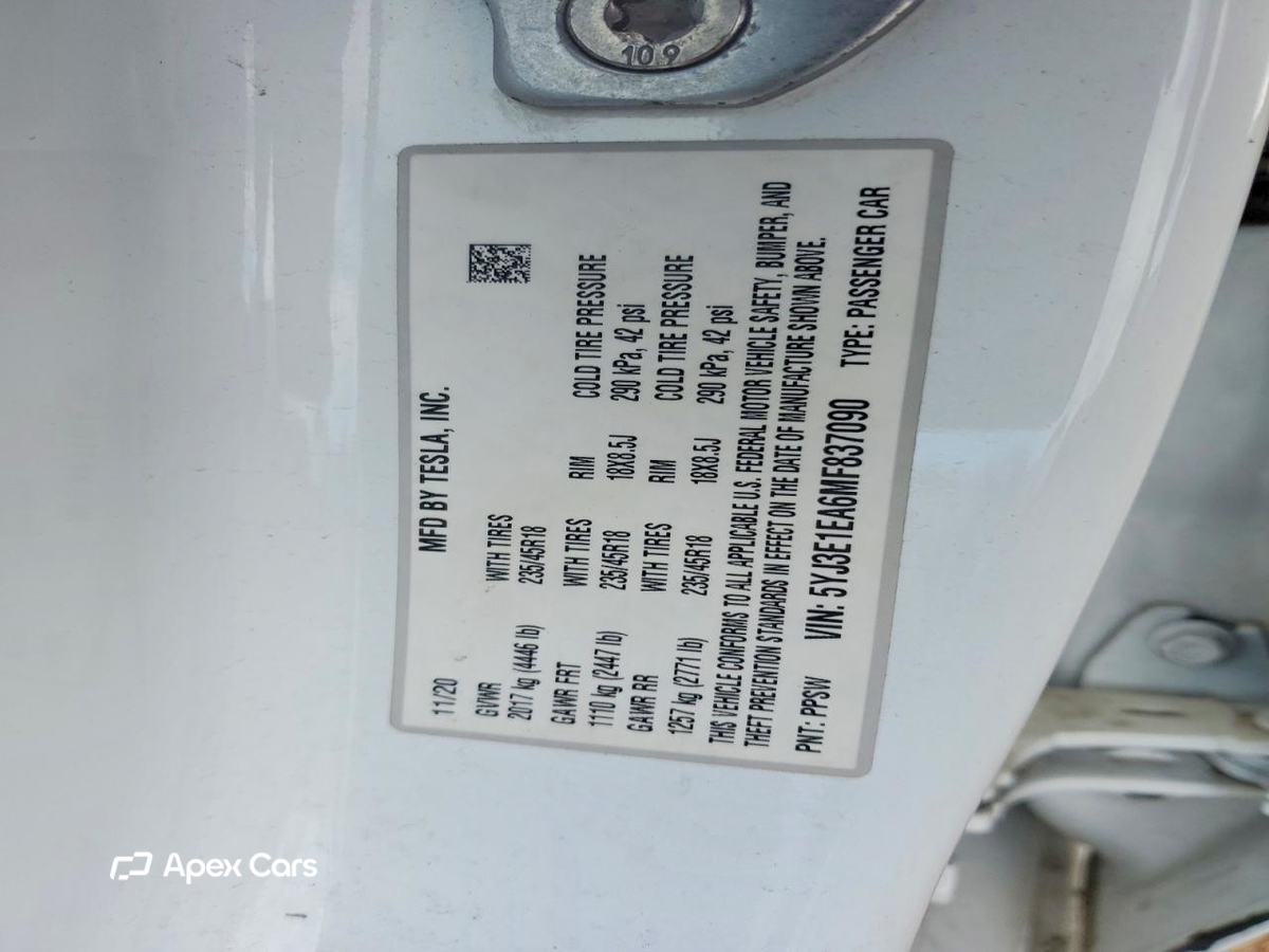Tesla Model 3 2021