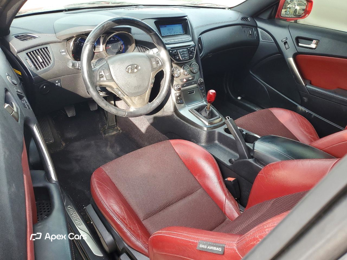 Hyundai Genesis 2013