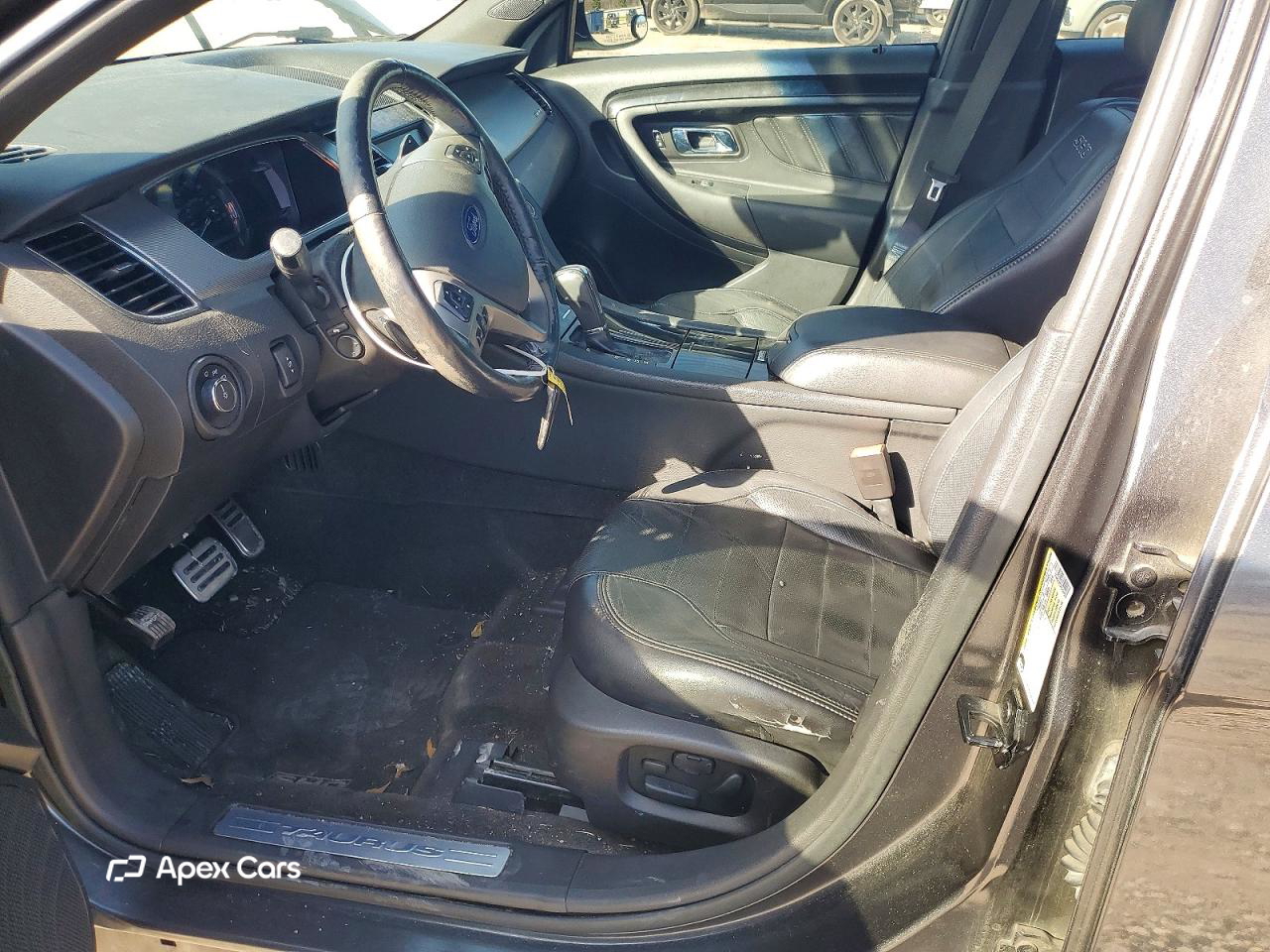 Ford Taurus 2015