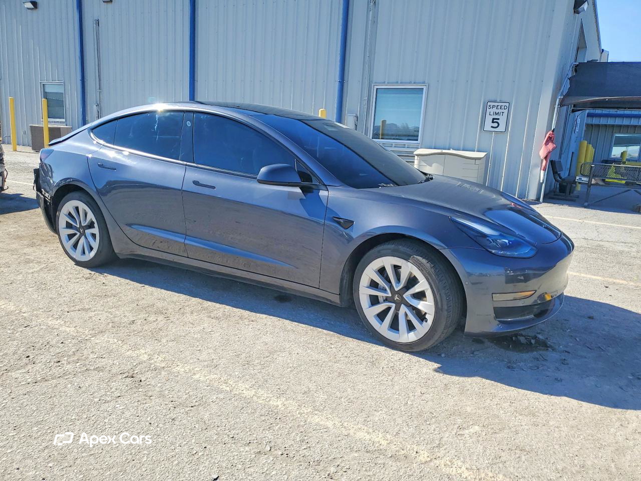 Tesla Model 3 2022