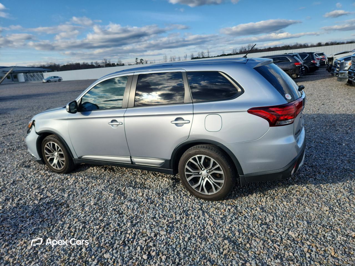 Mitsubishi Outlander 2016