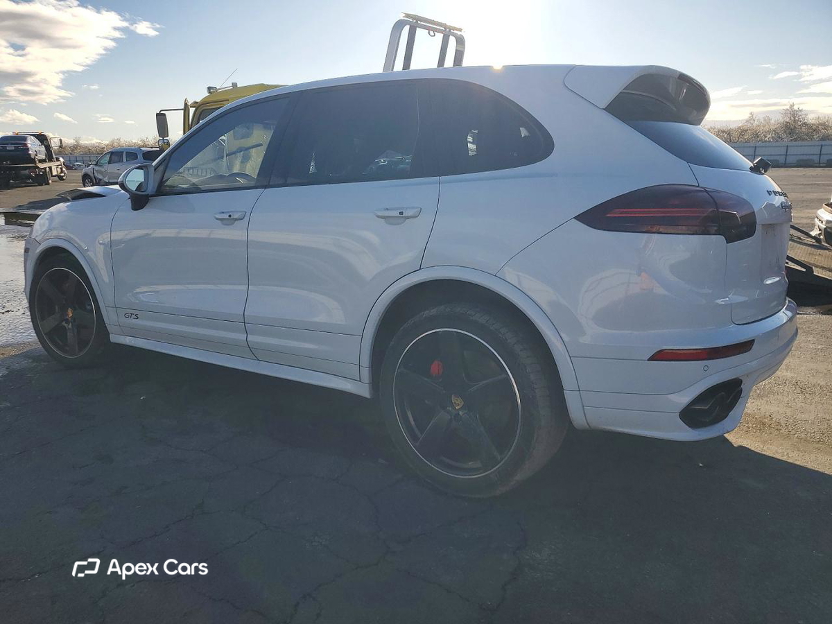 Porsche Cayenne 2016