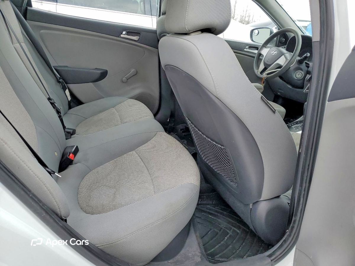 Hyundai Accent 2013