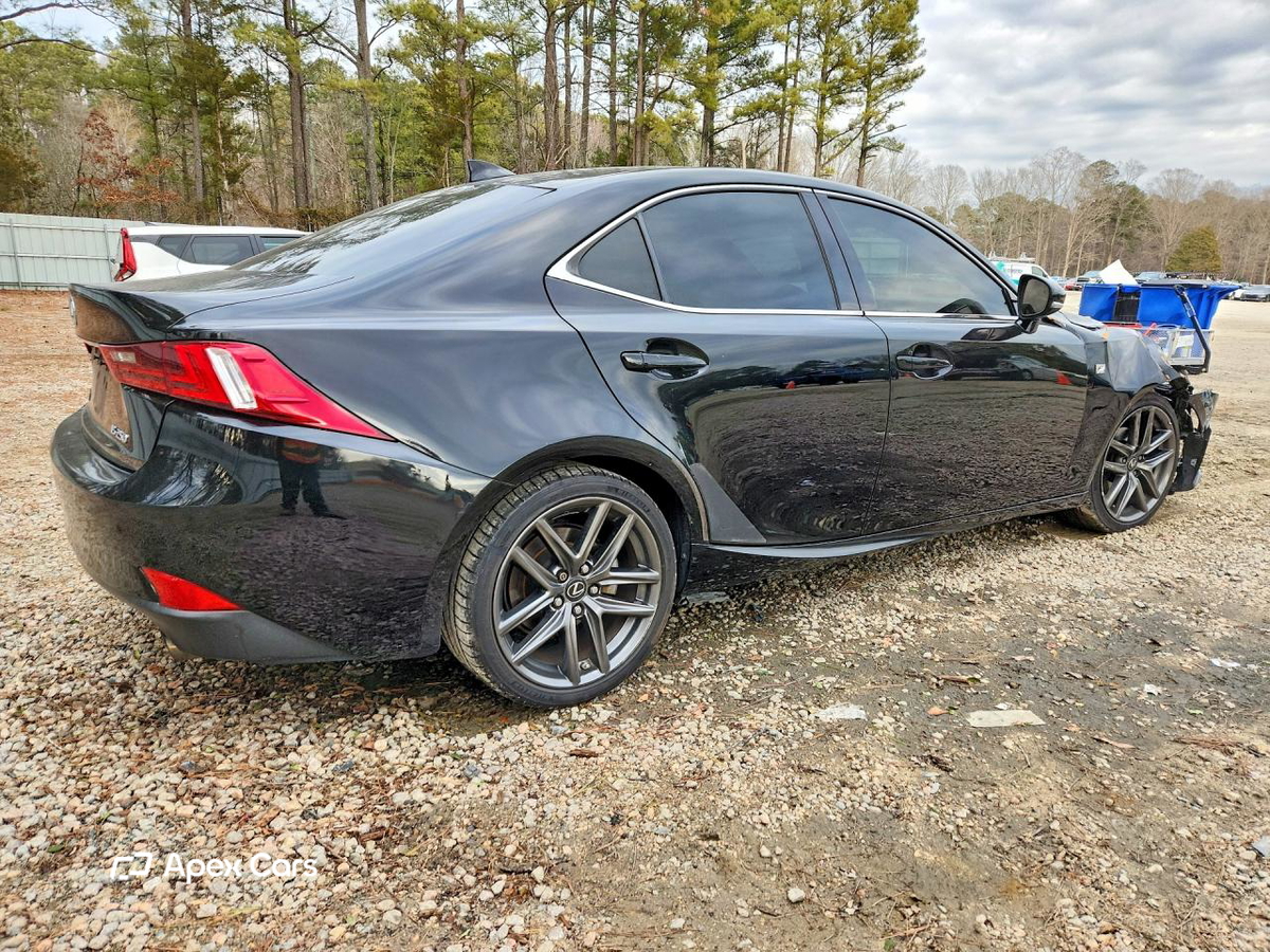 Lexus IS 2015
