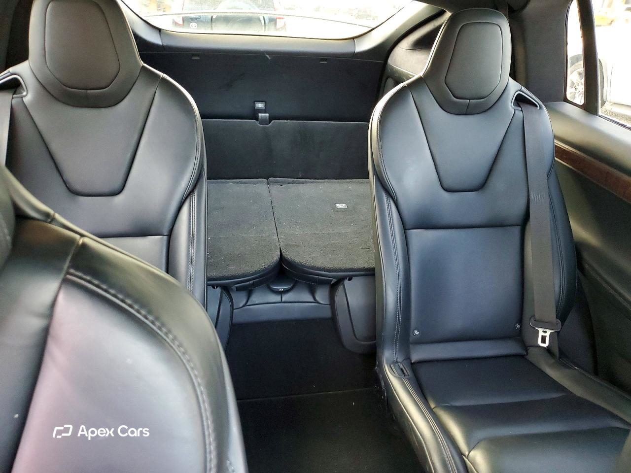 Tesla Model X 2019