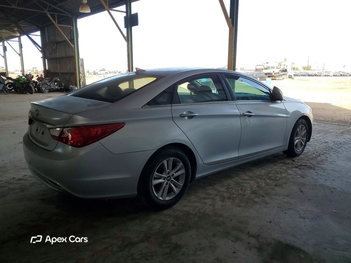 Hyundai Sonata 2013