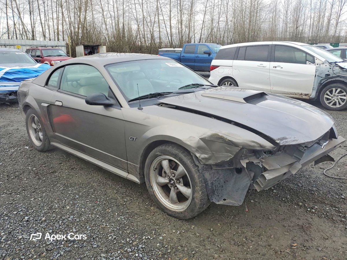 Ford Mustang 2001