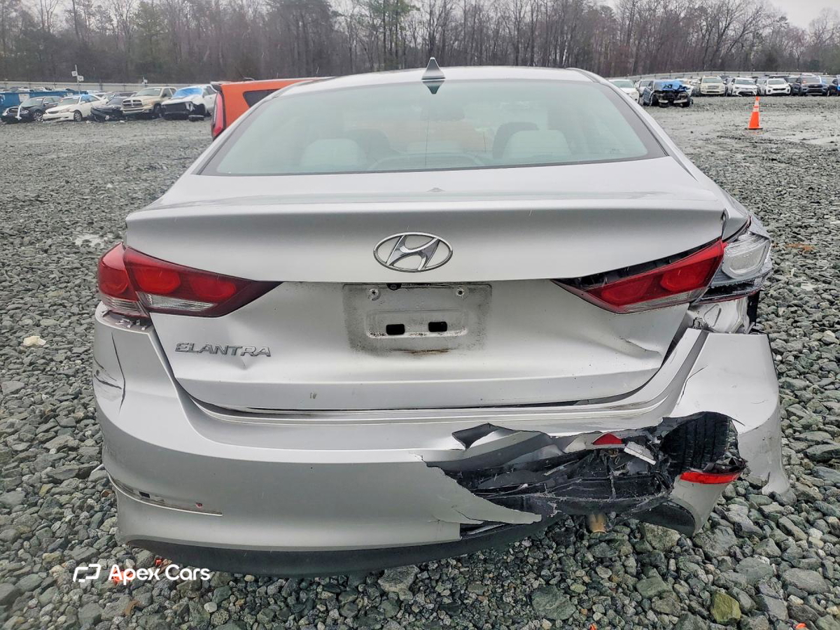 Hyundai Elantra 2018