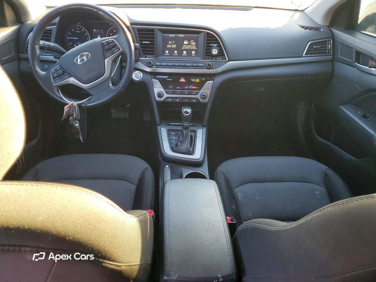 Hyundai Elantra 2017