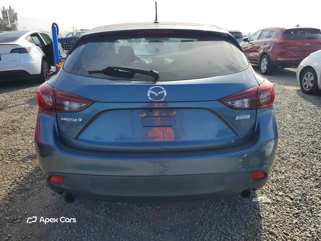 Mazda 3 2016