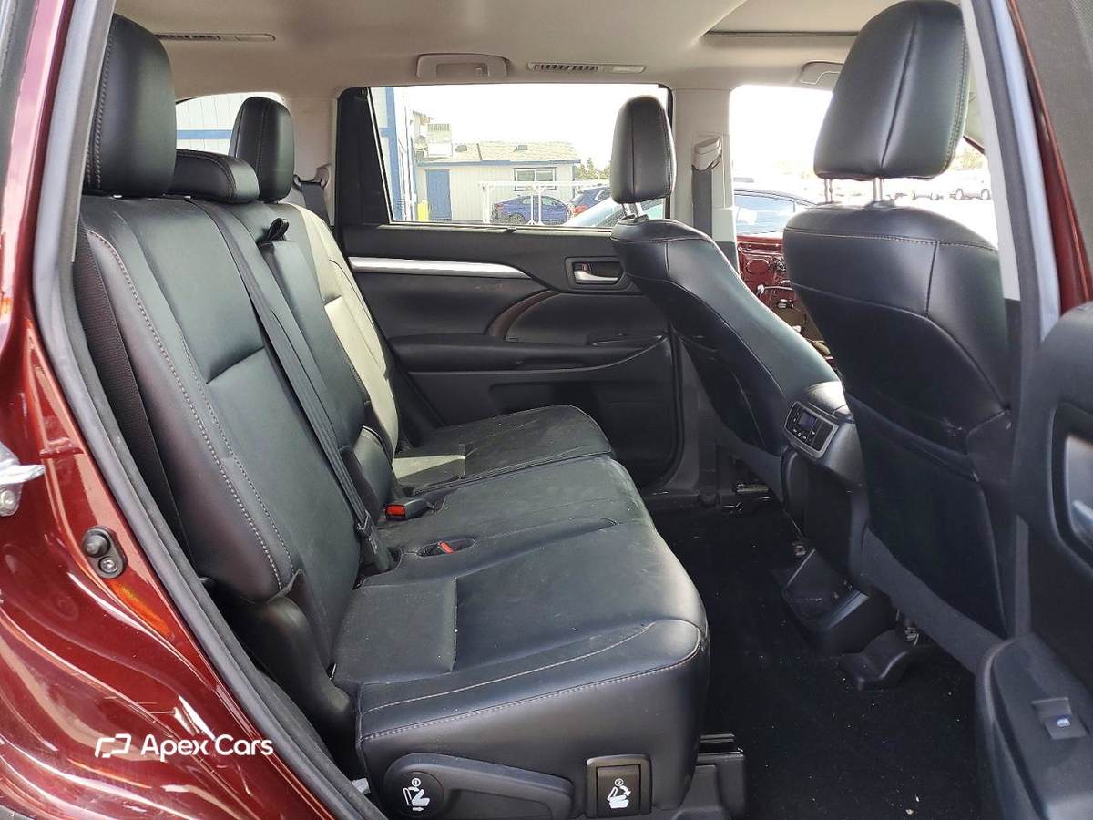 Toyota Highlander 2018