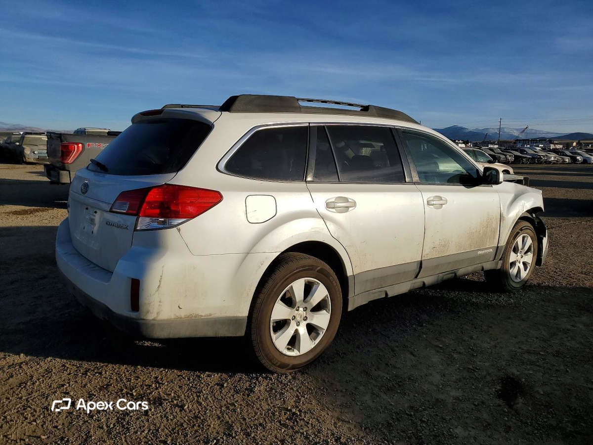 Subaru Outback 2011