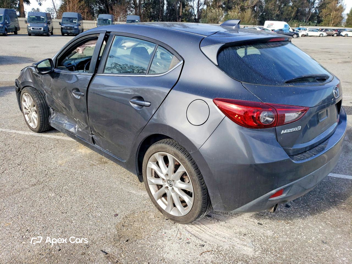 Mazda 3 2015