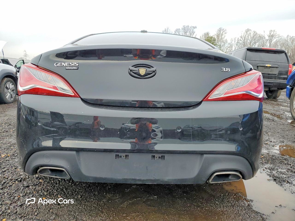 Hyundai Genesis 2013