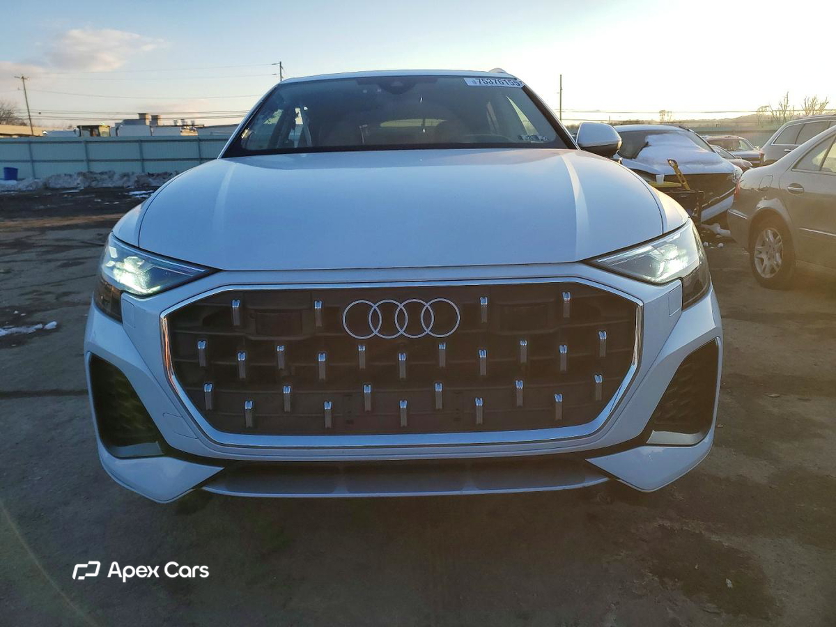 Audi Q8 2024