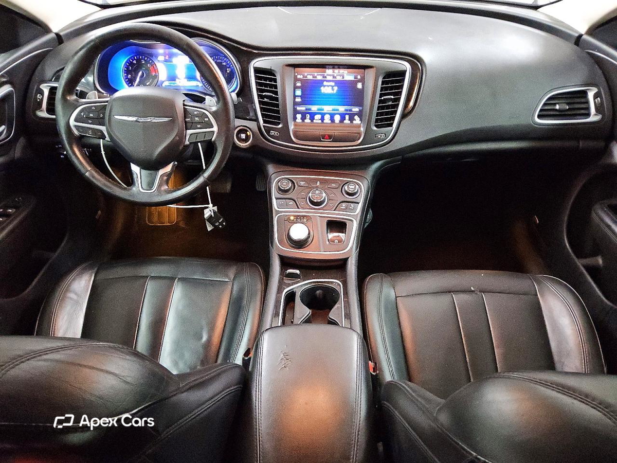 Chrysler 200 2015
