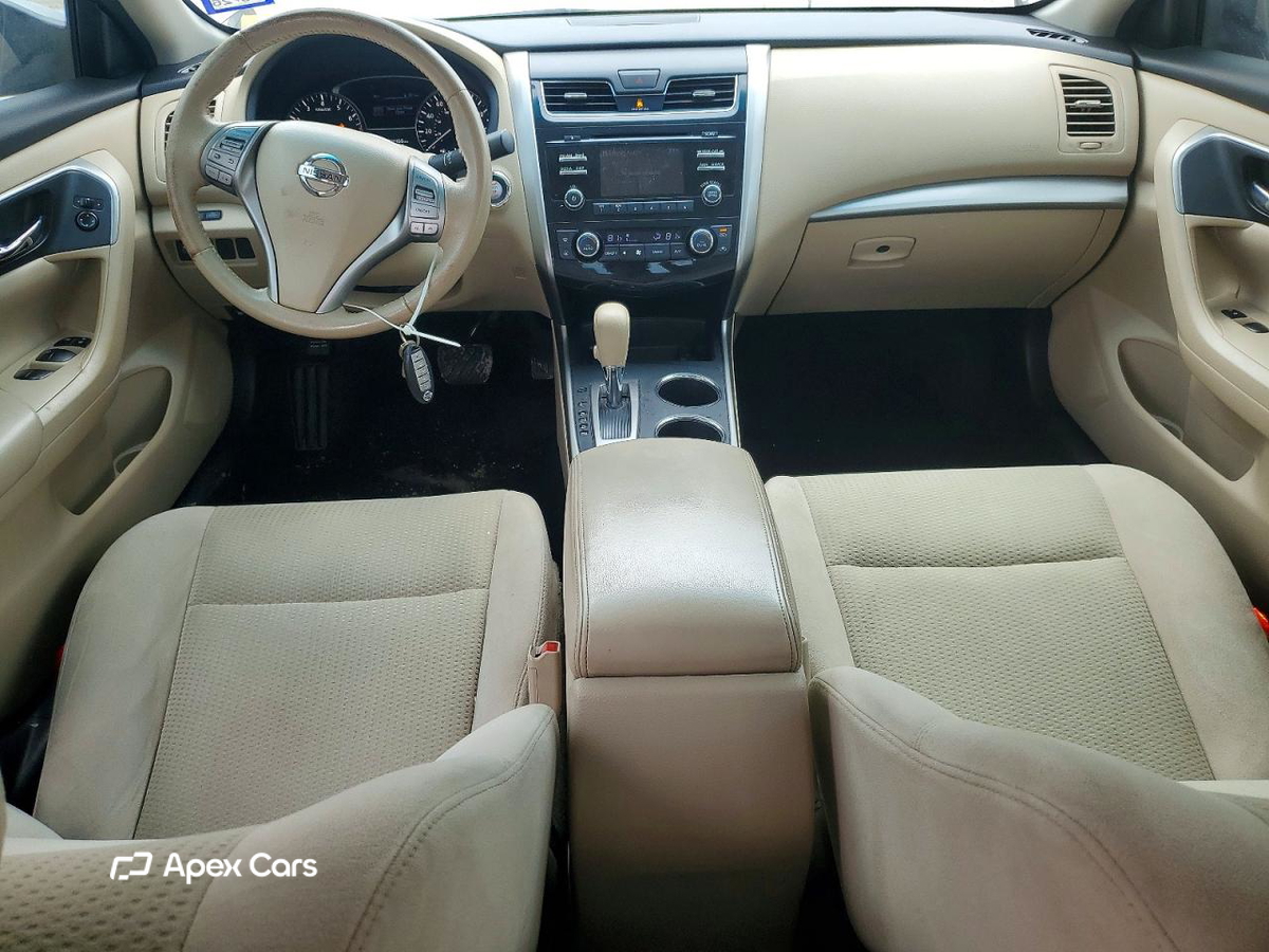 Nissan Altima 2015