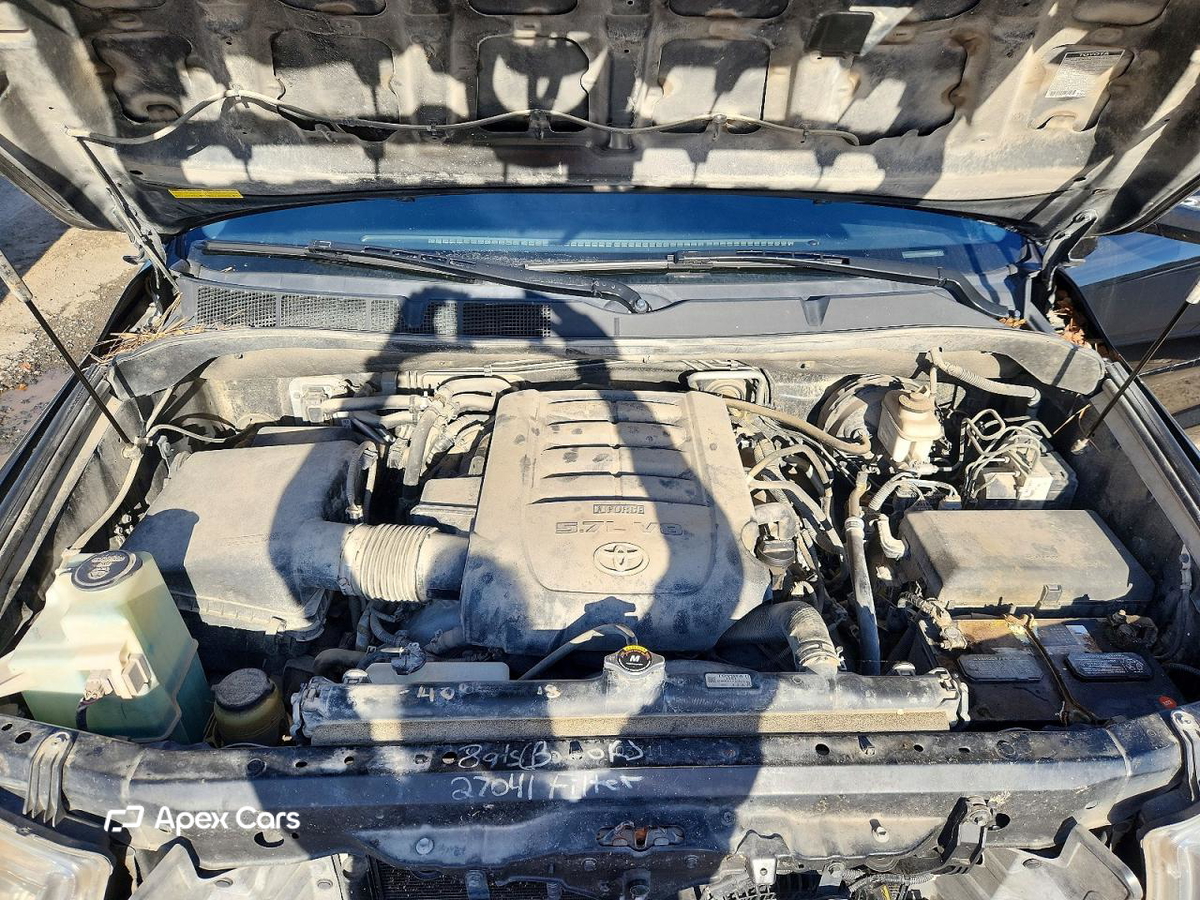 Toyota Sequoia 2013