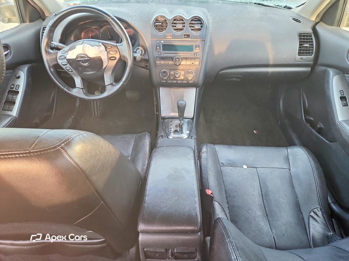 Nissan Altima 2012