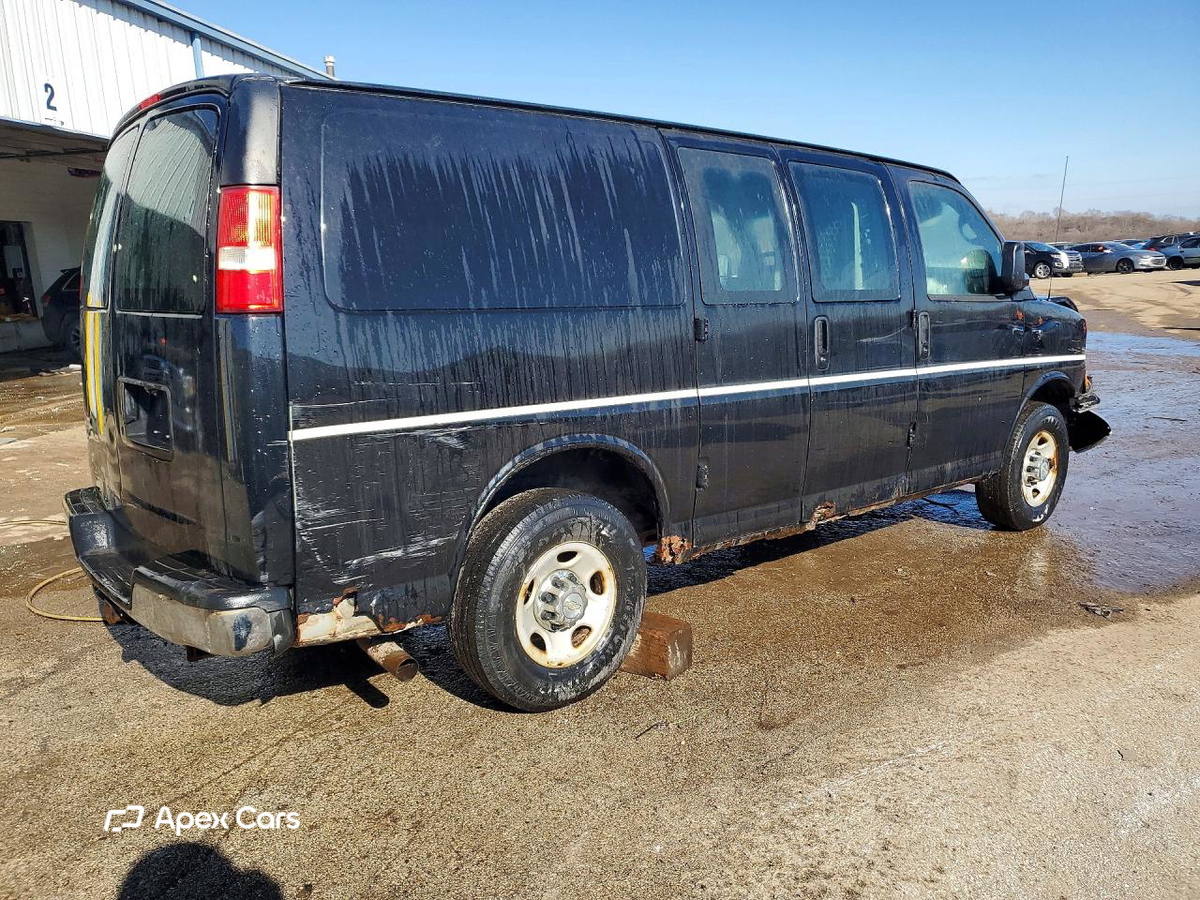 Chevrolet Express 2012
