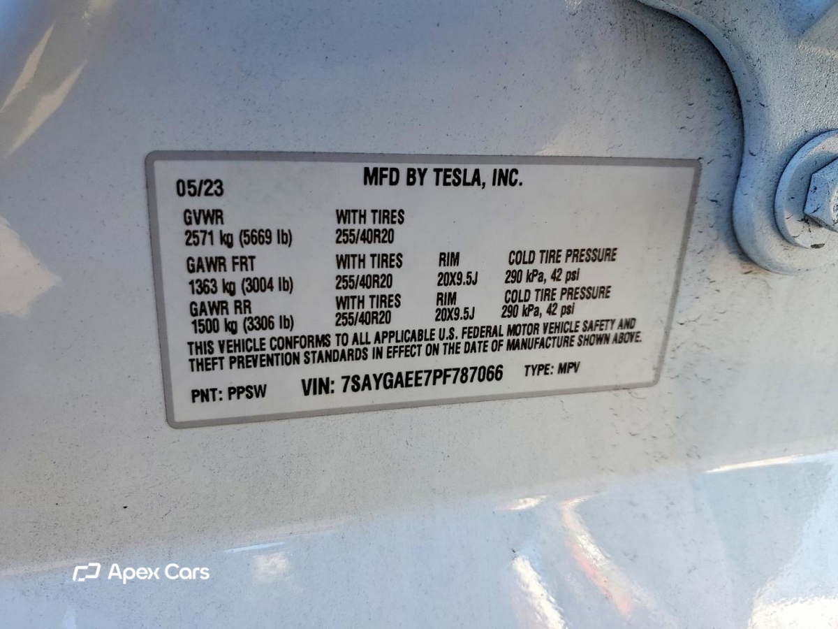 Tesla Model Y 2023