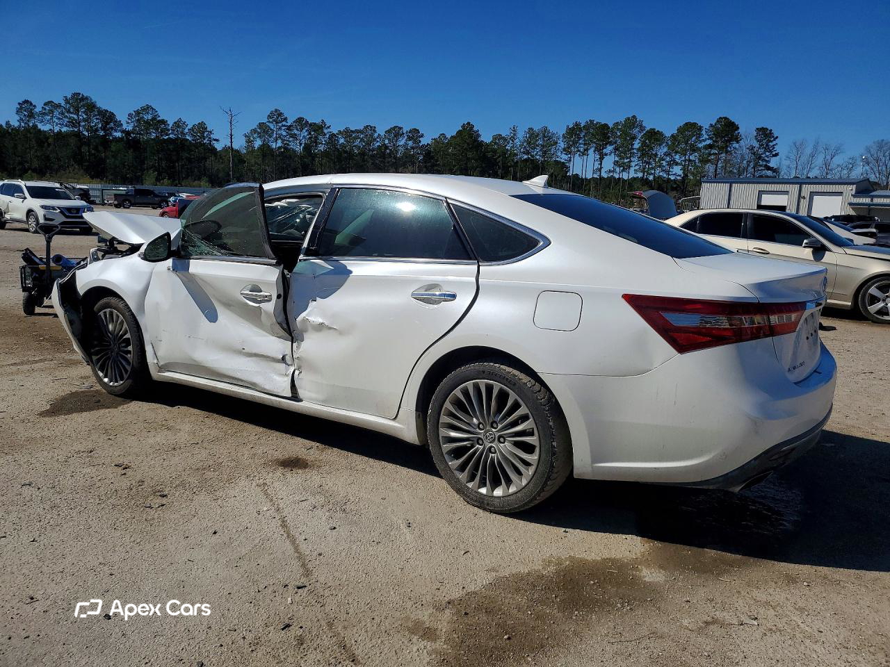 Toyota Avalon 2016