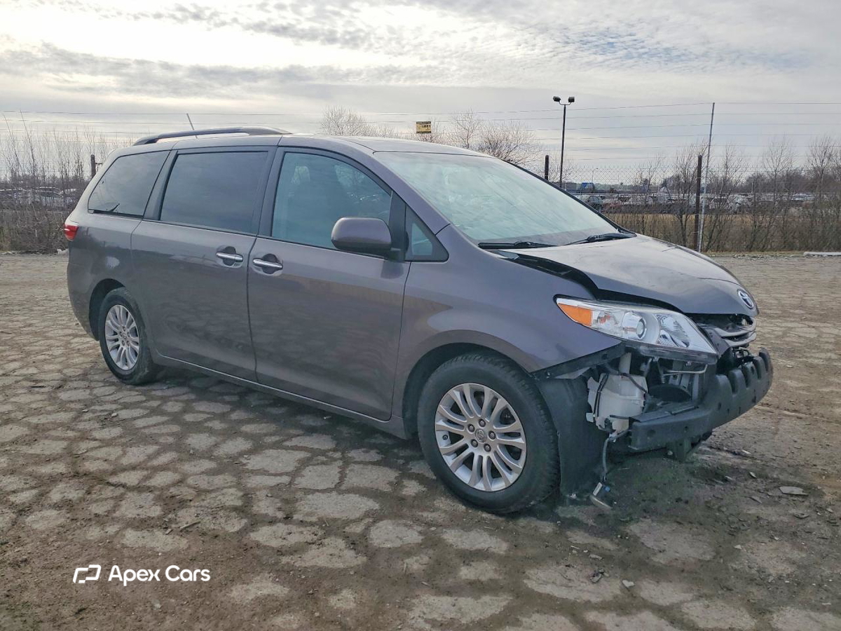 Toyota Sienna 2015
