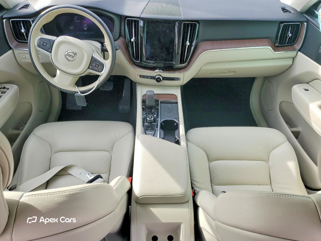 Volvo XC60 2022