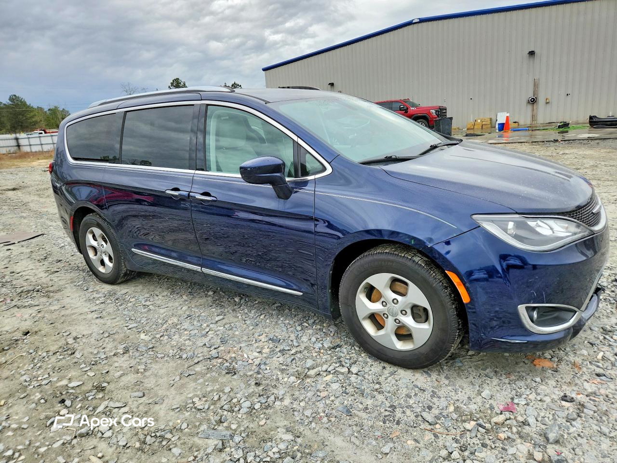 Chrysler Pacifica 2017