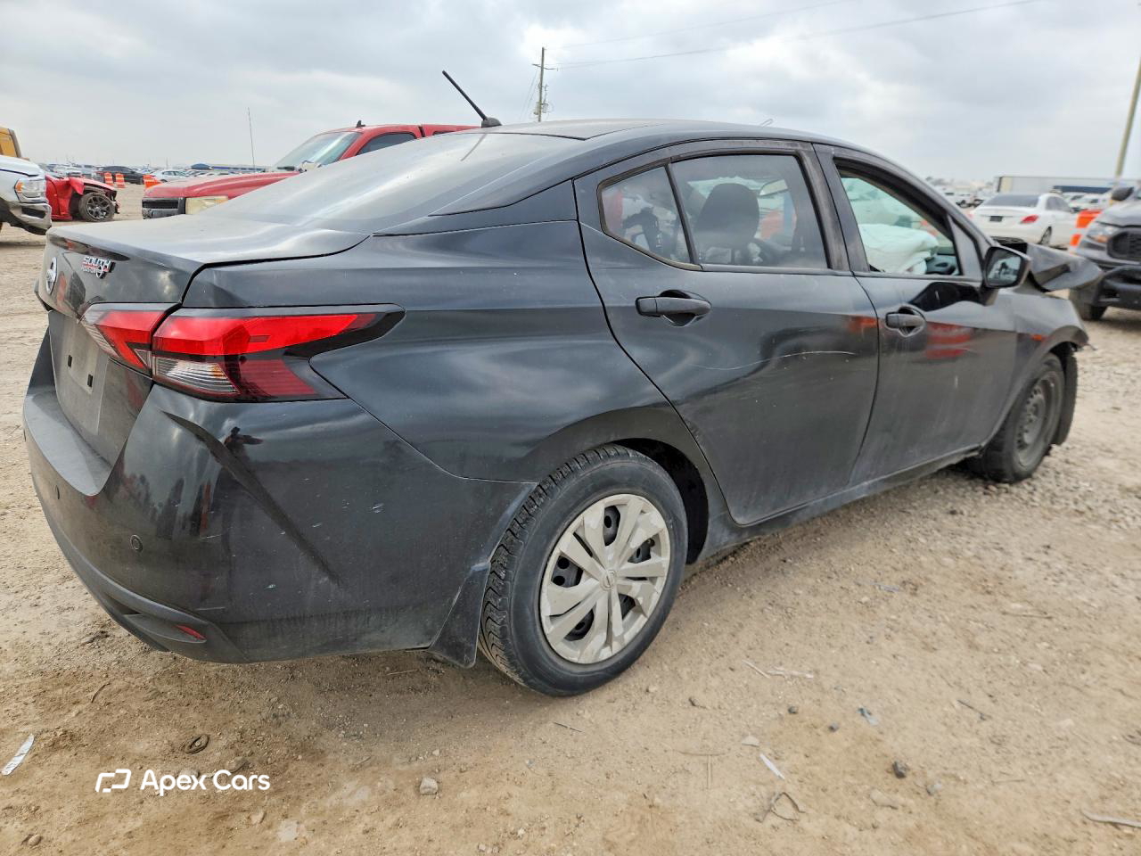 Nissan Versa 2021