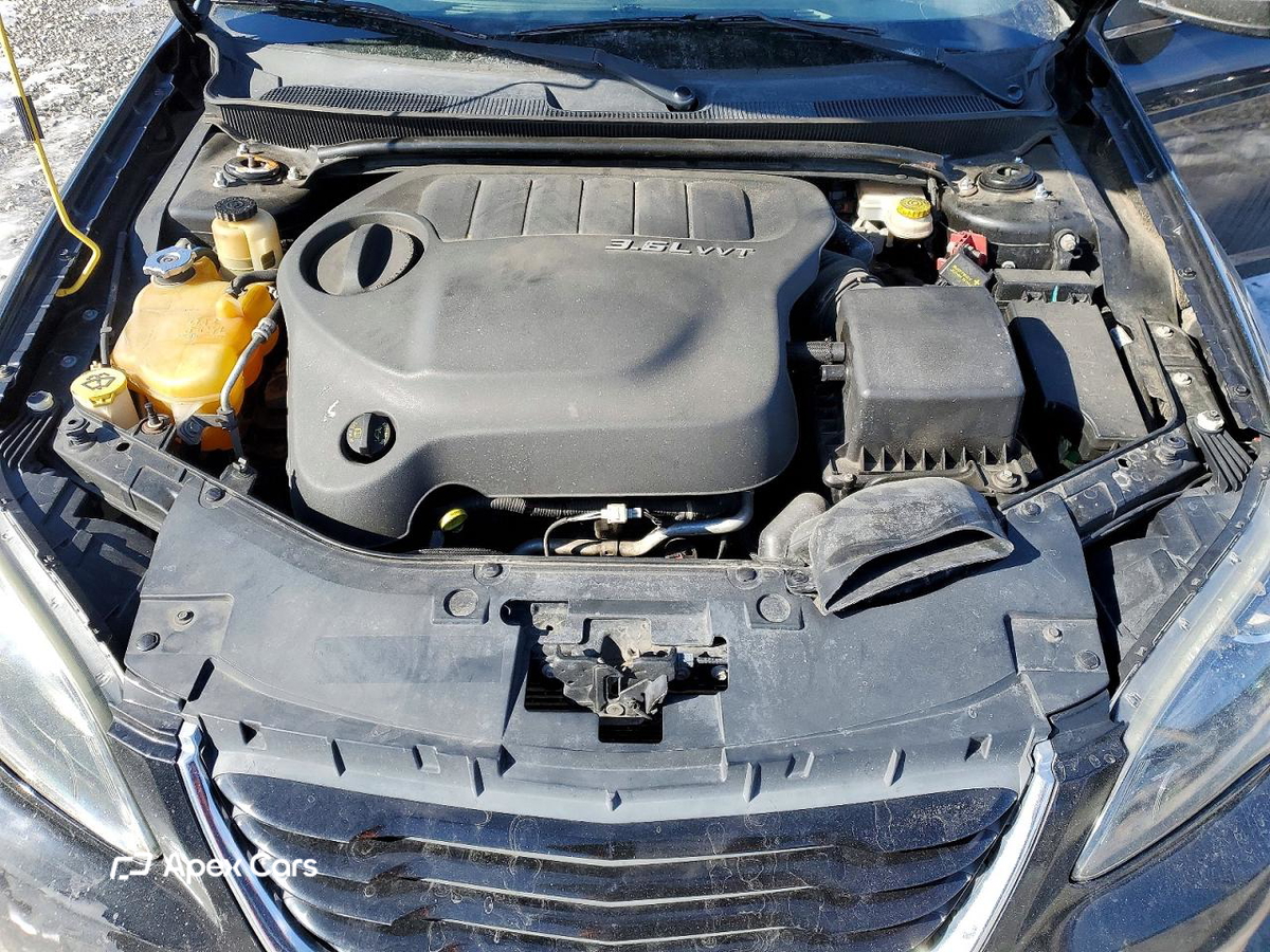 Chrysler 200 2011
