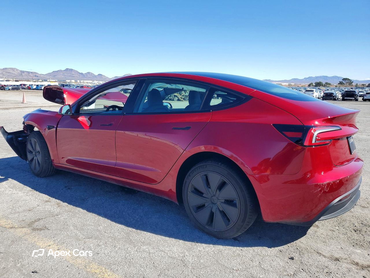 Tesla Model 3 2025