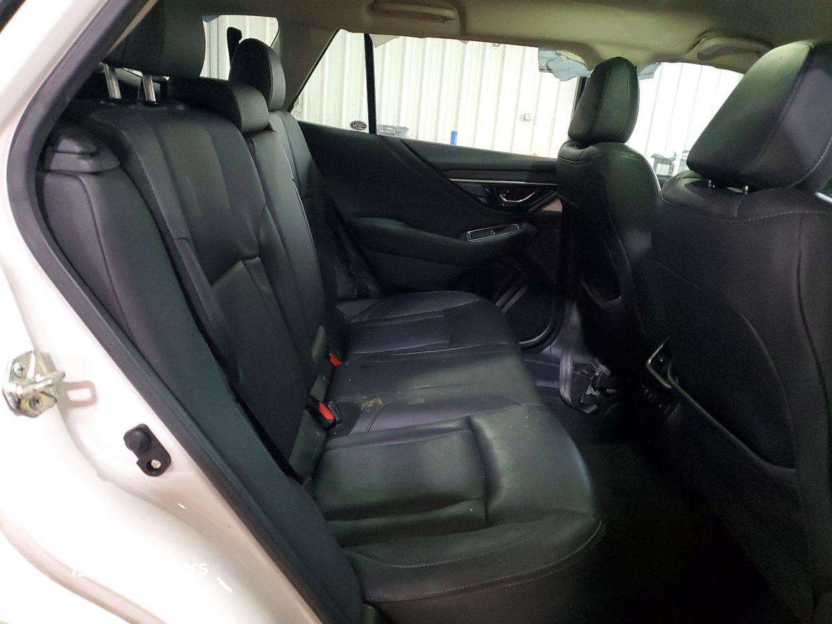 Subaru Outback 2020