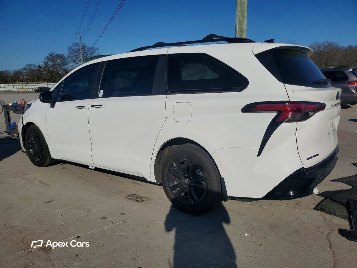 Toyota Sienna 2025