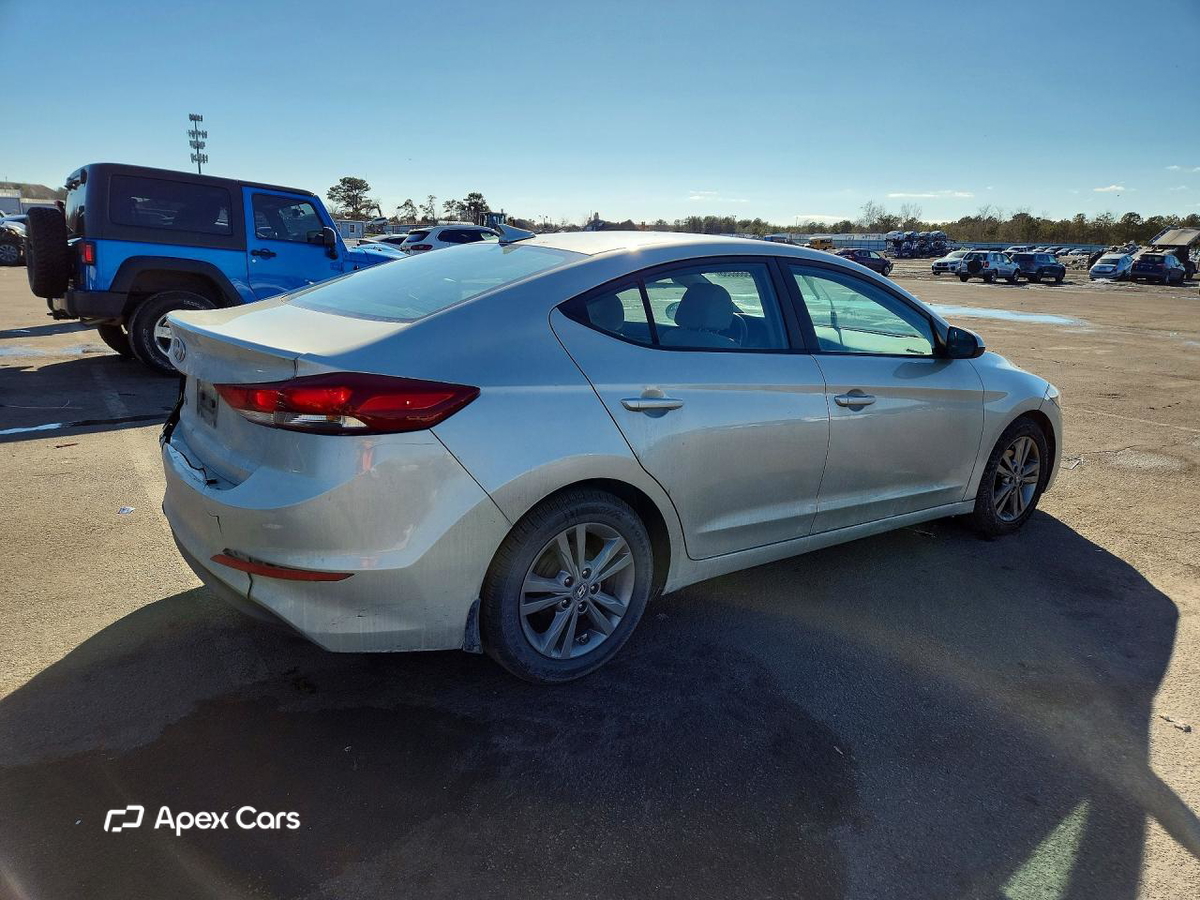 Hyundai Elantra 2017