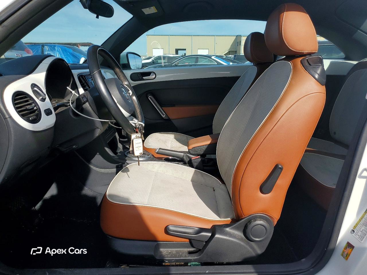 Volkswagen Beetle 2015