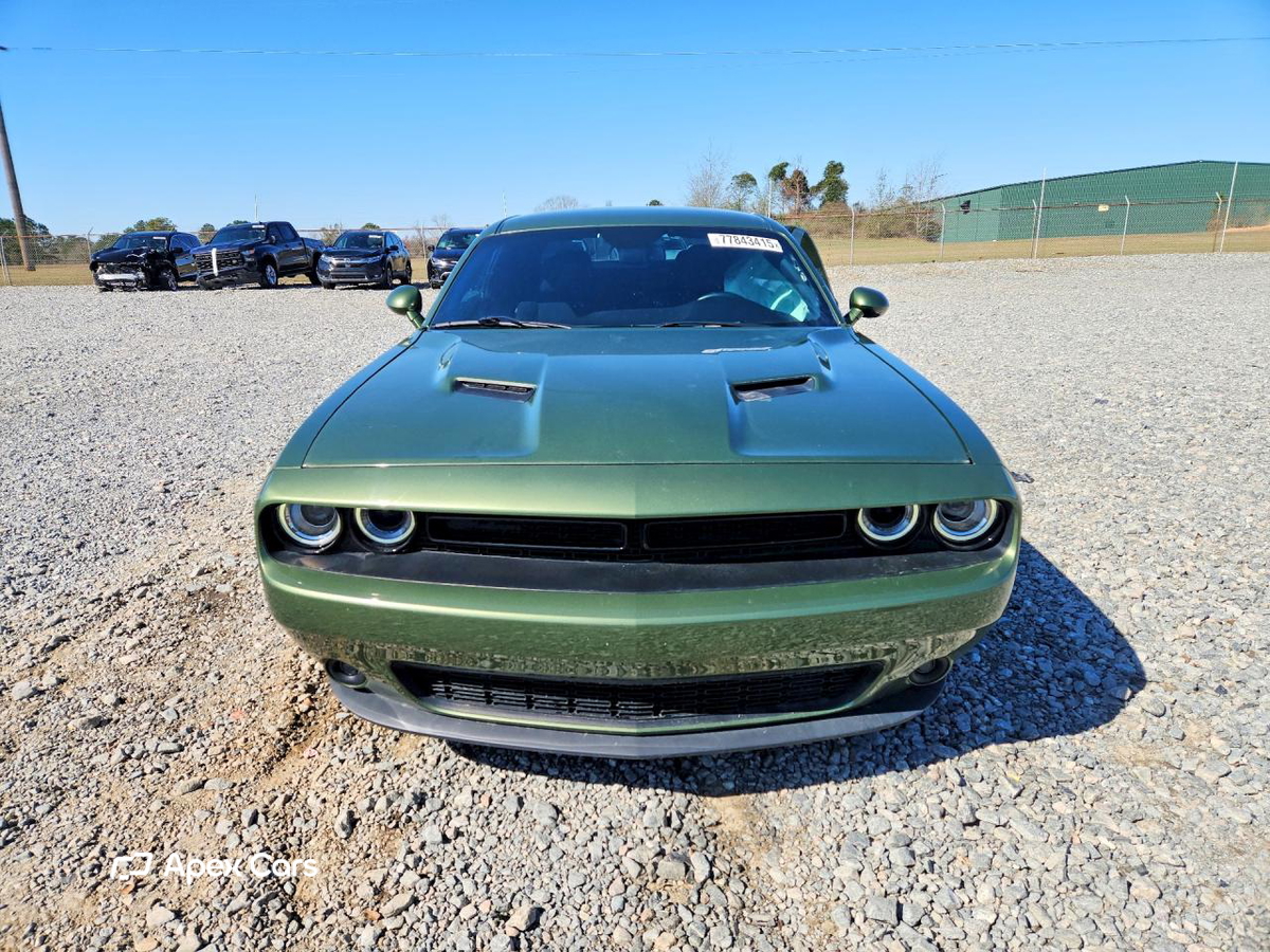 Dodge Challenger 2021