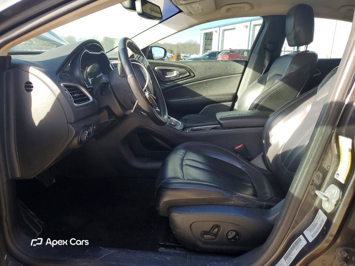Chrysler 200 2016