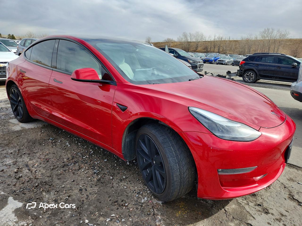 Tesla Model 3 2022