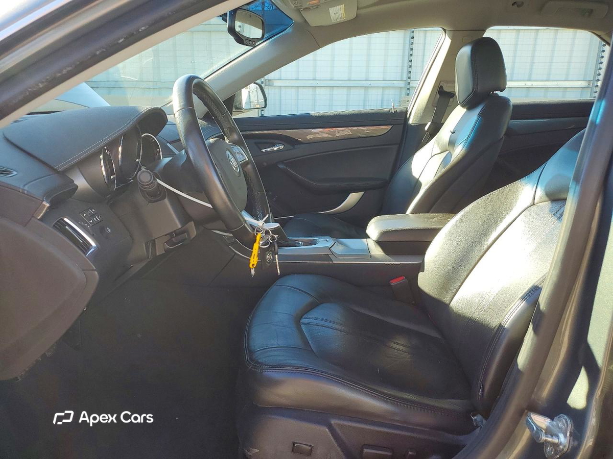 Cadillac CTS 2011