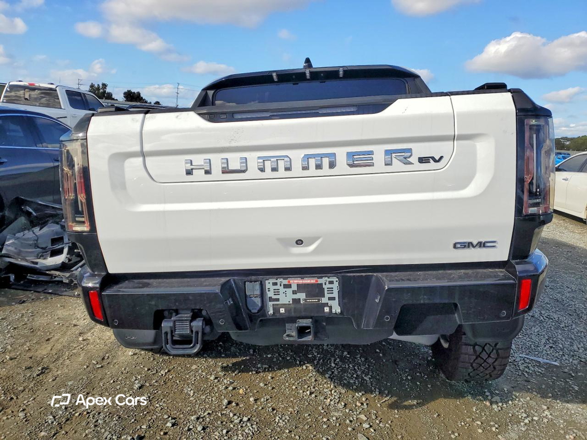 GMC  2022