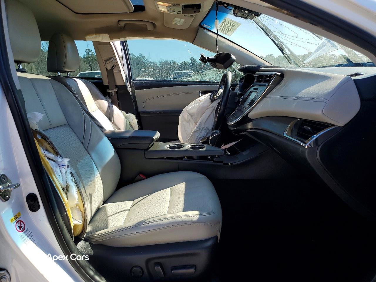 Toyota Avalon 2016