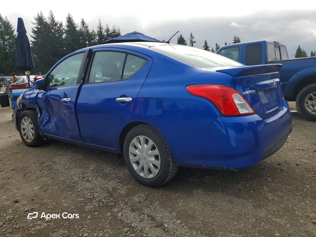 Nissan Versa 2016