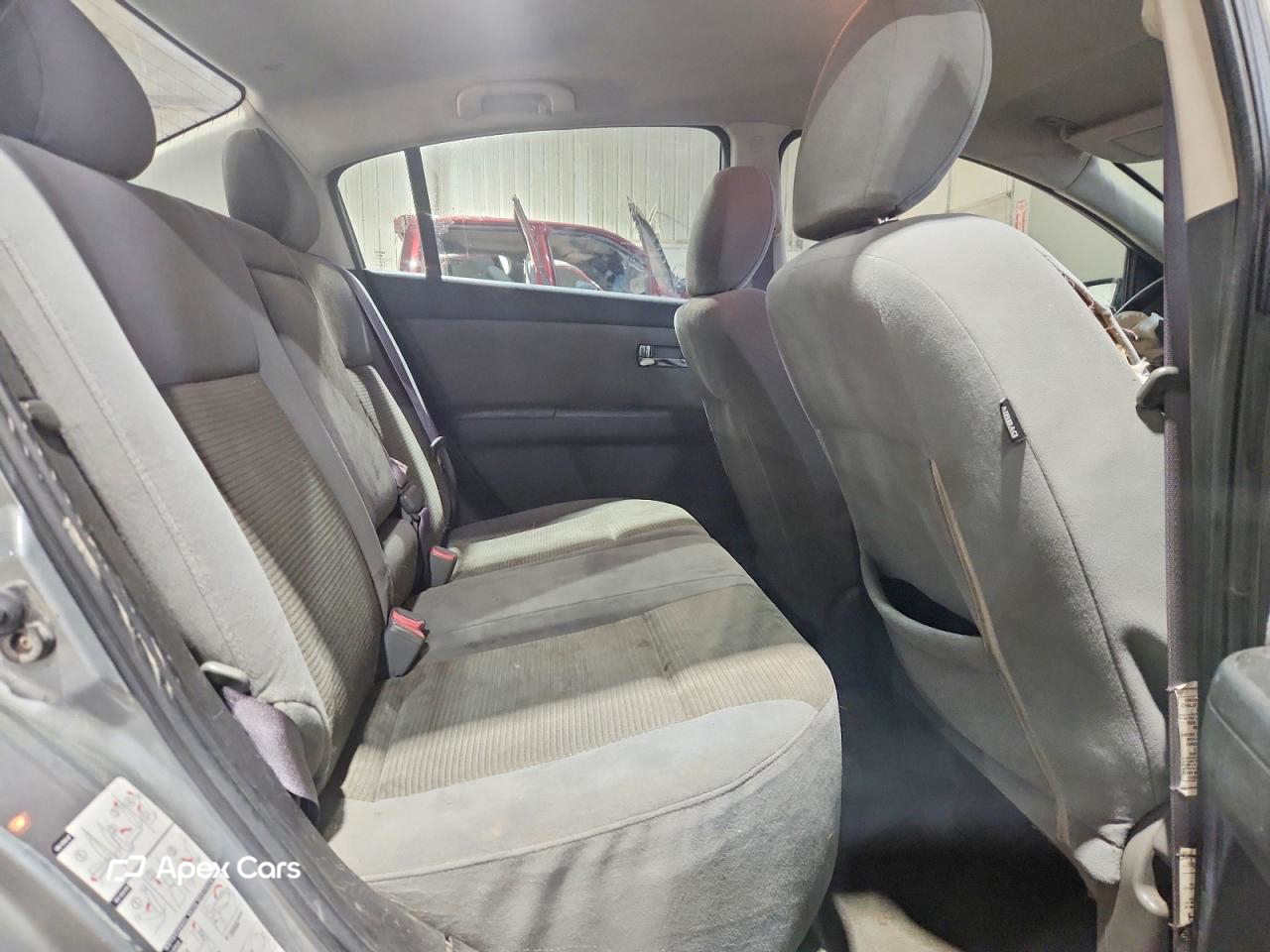 Nissan Sentra 2011