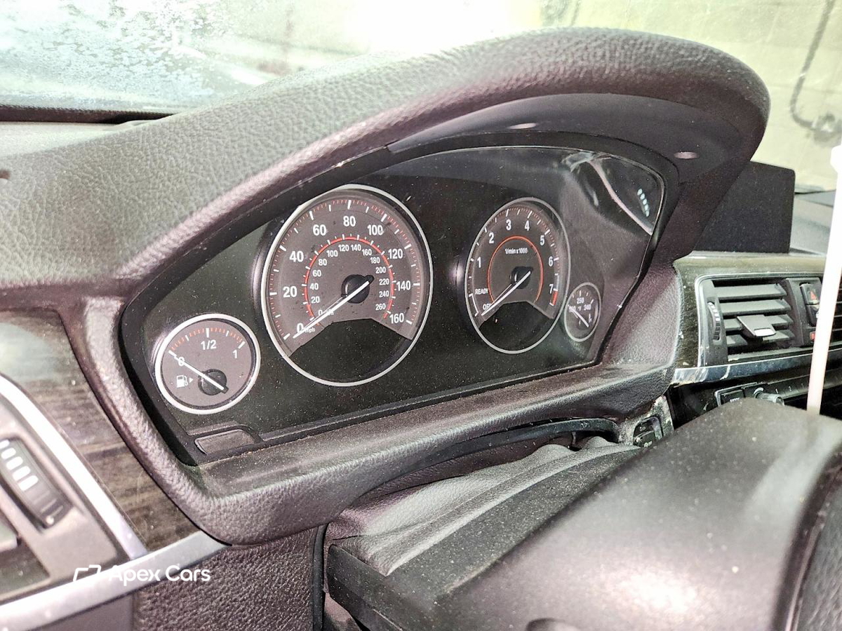 BMW Series 3 2016