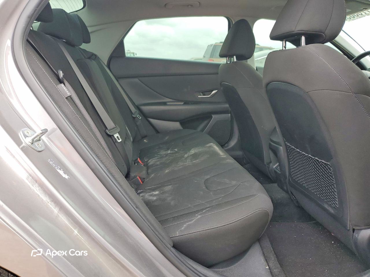 Hyundai Elantra 2024
